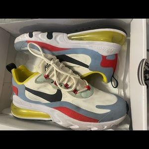 W AIR MAX 270 REACT